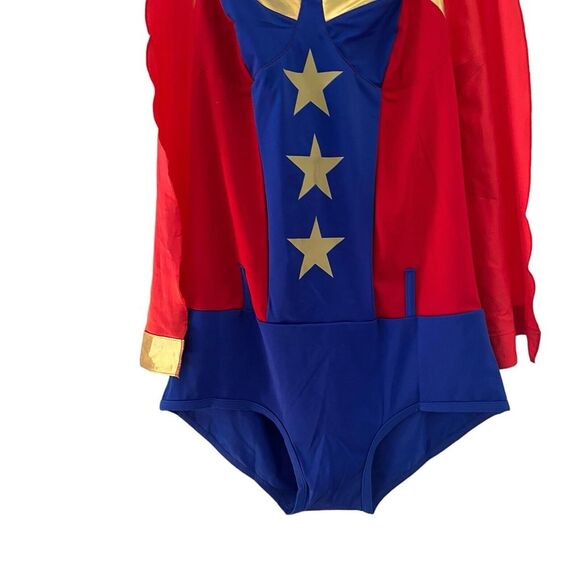 Woman's Wonder Woman Comic Book Girl Costume M ( 8-10) Halloween Costume‎ - Picture 3 of 6
